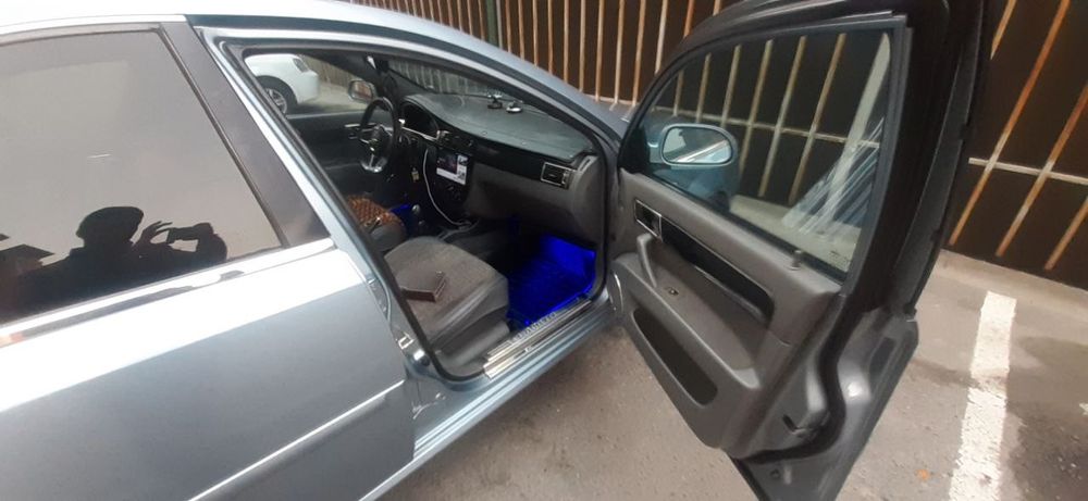 Ласетти сотилади