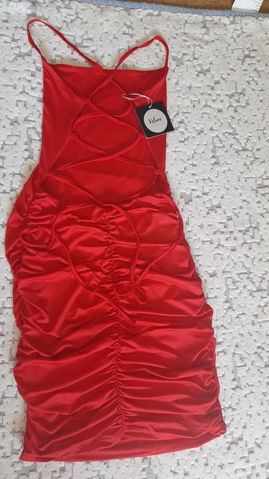 Rochie marimea XS noua cu eticheta,model scurt