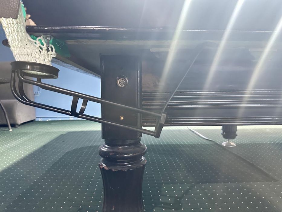 Бильярдный столь