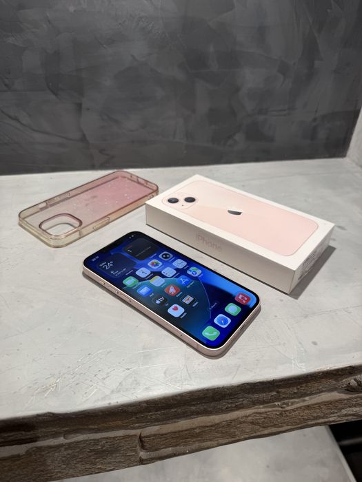 КАТО ЧИСТО НОВ Iphone 13 256 GB, 100% батерия