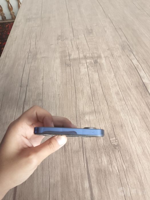 Телефон vivo y100 с гарантием