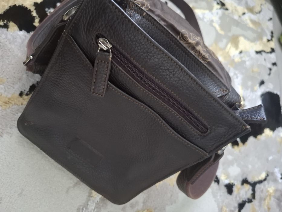 Geanta borseta  din piele DAVIDT'S