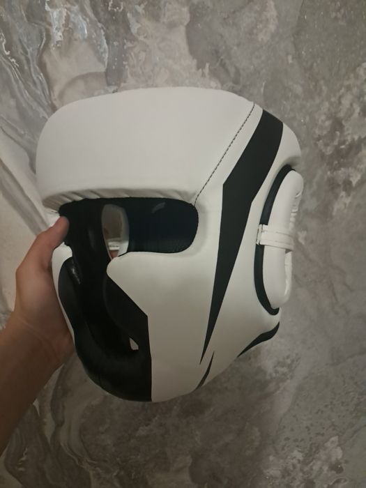 Боксерский шлем / шлем для бокса