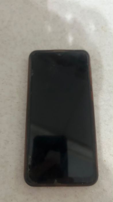Samsung A10 телефон