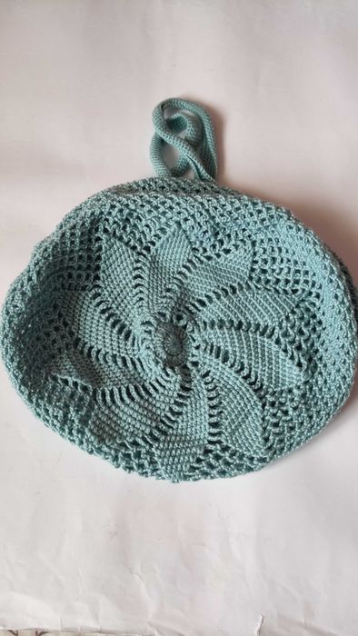 Две ажурени чанти ръчно изплетени на една кука