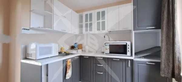 Тристаен - Свети влас