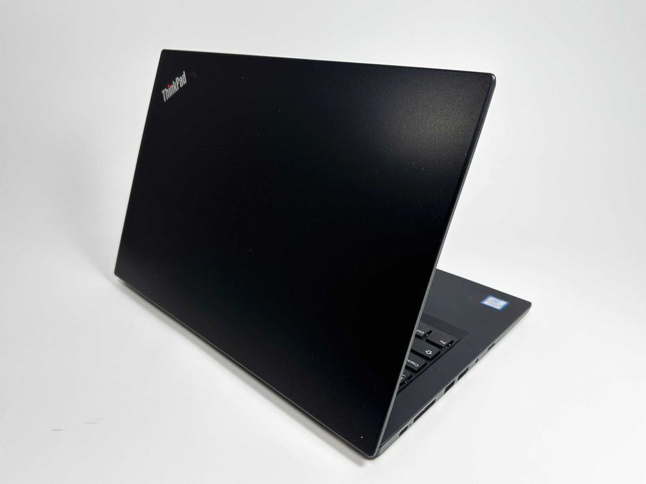 Laptop Lenovo Thinkpad T490 Intel i7 32 gb ram 128 bg ssd 14 inch Ecran 14 inch Full HD Nvidia GeForce Gama business Factura si Garantie 1 an