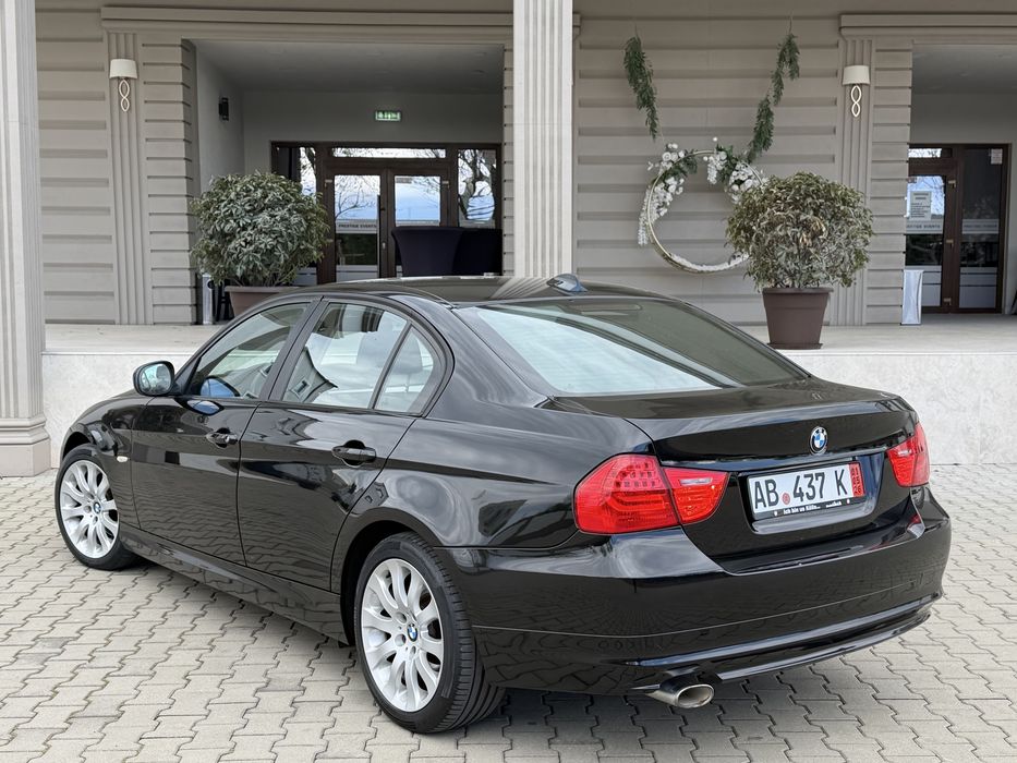 BMW 3 Series 2011 — imagine 4