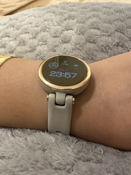 Smartwatch Garmin Lily, gold