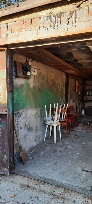 Гараж, на вокзальной