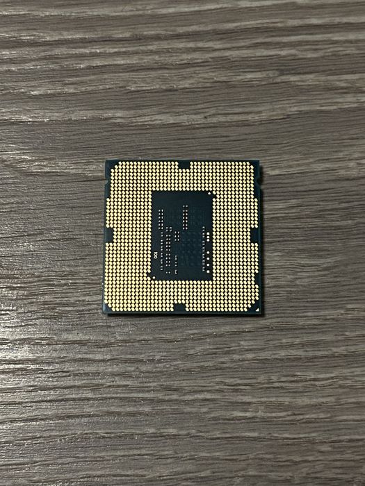 Vand un procesor intel