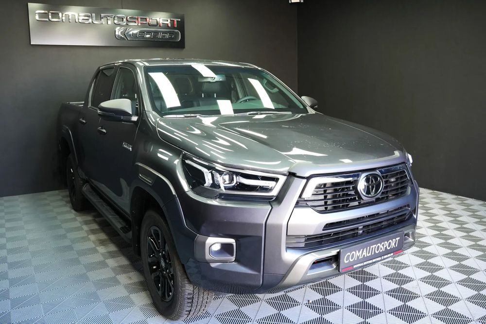 Toyota Hilux Toyota Hilux DC AT 2.8 Invincible