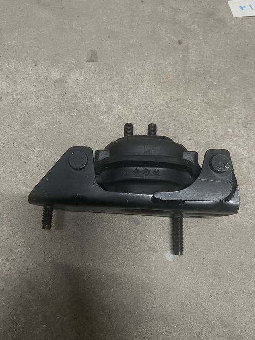 Синтра подушки двигателя