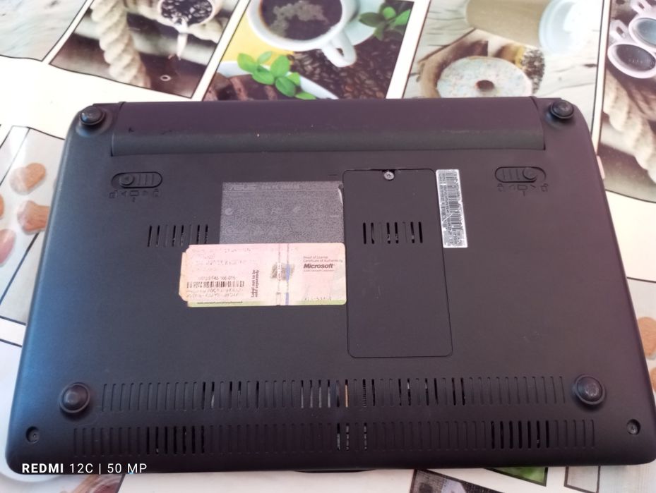 Зее noutbuk sotiladi