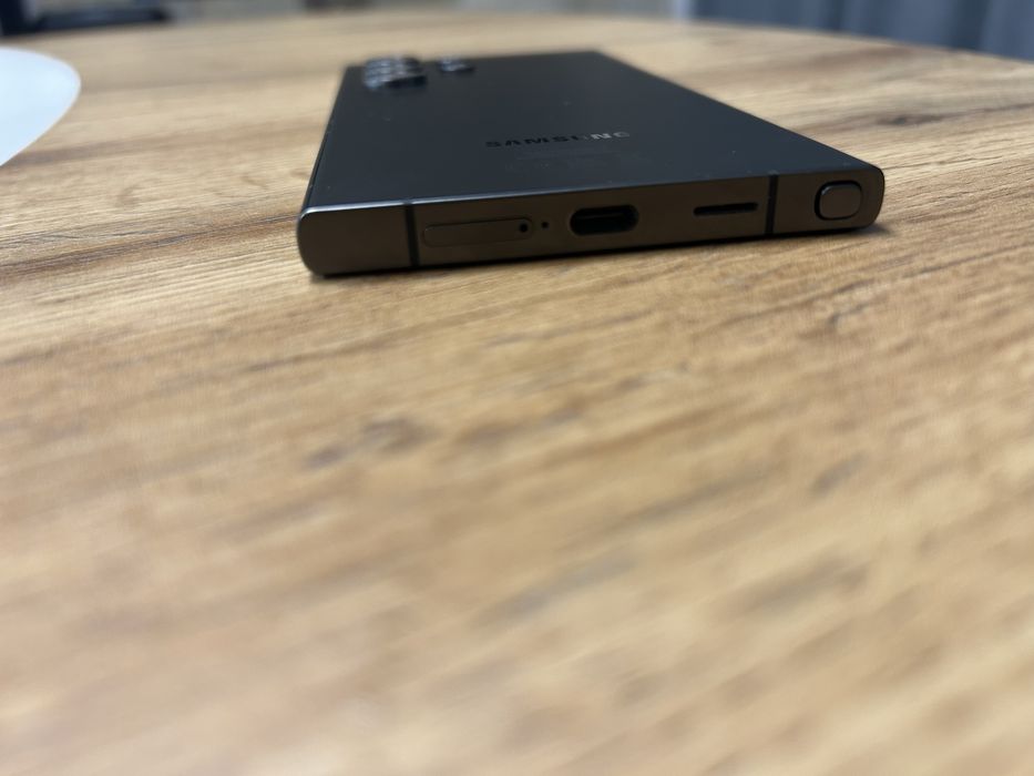 Samsung Galaxy S24 ultra 256GB