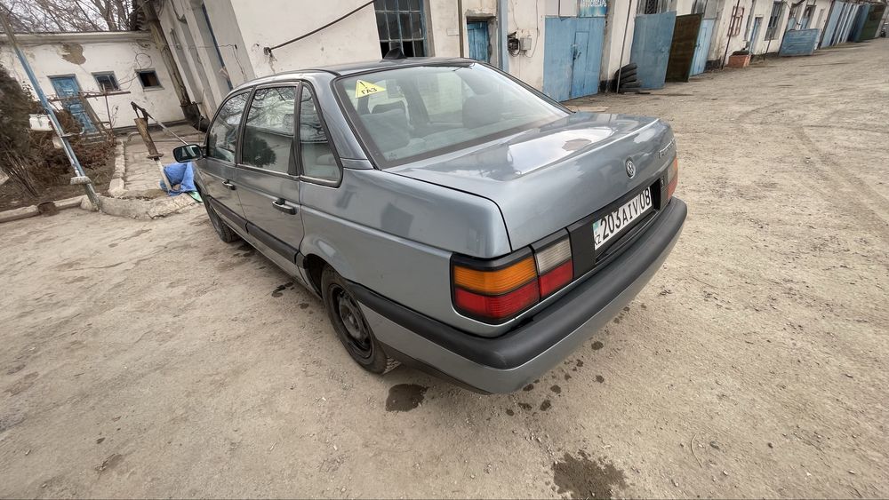 Пассат 1.8 моно газ бензин