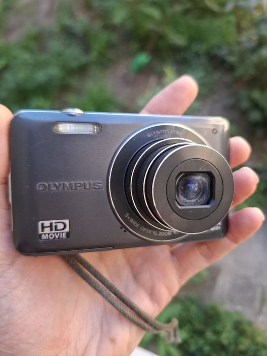 Компактен дигитален фотоапарат OLYMPUS VG-120
