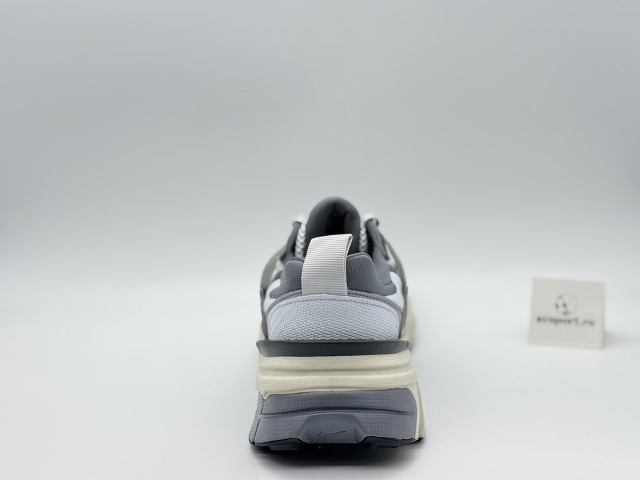 Nike V2K Run Noi Originali (43; 44,5)