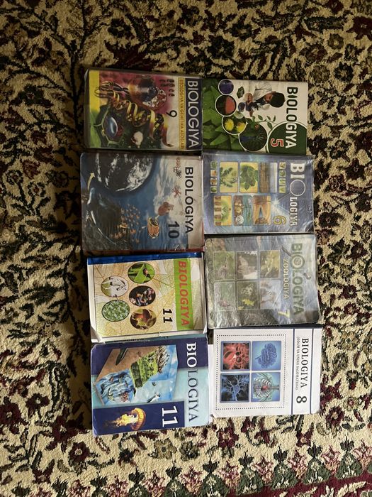 Biologiya Kitob sotiladi