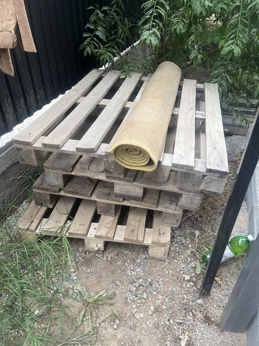 Продаю поддоны по 1000тг