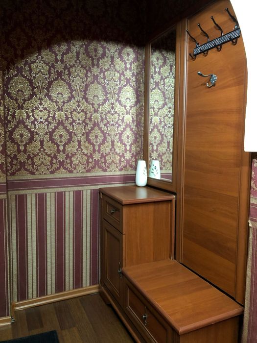 Прихожая шкаф, комод, тумба