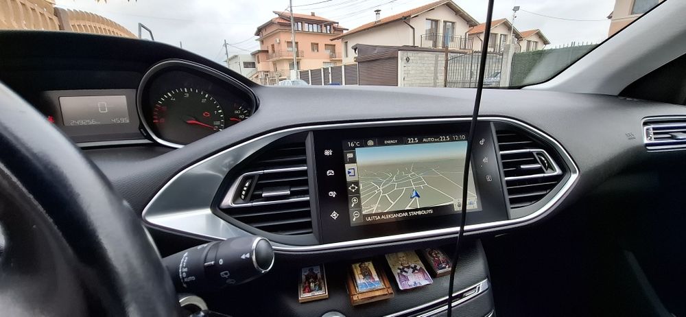 Продава пежо 308н2015г. Цена 5 114€