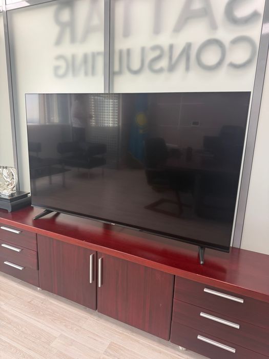 Телевизор LG 65UP77