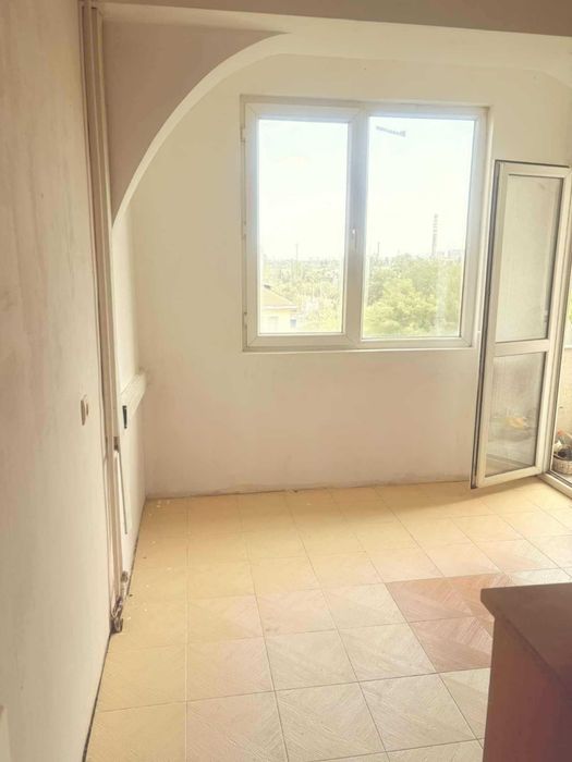 Продава се Двустаен апартамент в София, Толстой - 65 кв.м за 2385 €/кв.м - Снимка #3