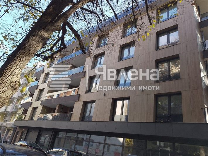 Продава се Многостаен апартамент в Бургас, Център - 164 кв.м за 2800 €/кв.м - Снимка #1