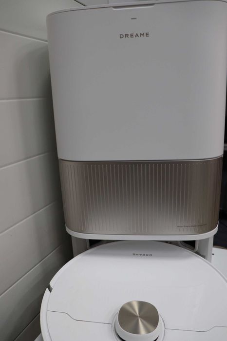 Прахосмукачка робот DREAME L40 Ultra, гореща вода 65°C, Mop, Self-Wash