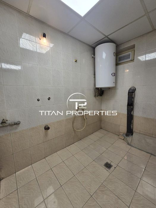 Дава се под наем Офис в Пловдив, Кършияка - 100 кв.м за 425 € - Снимка #9