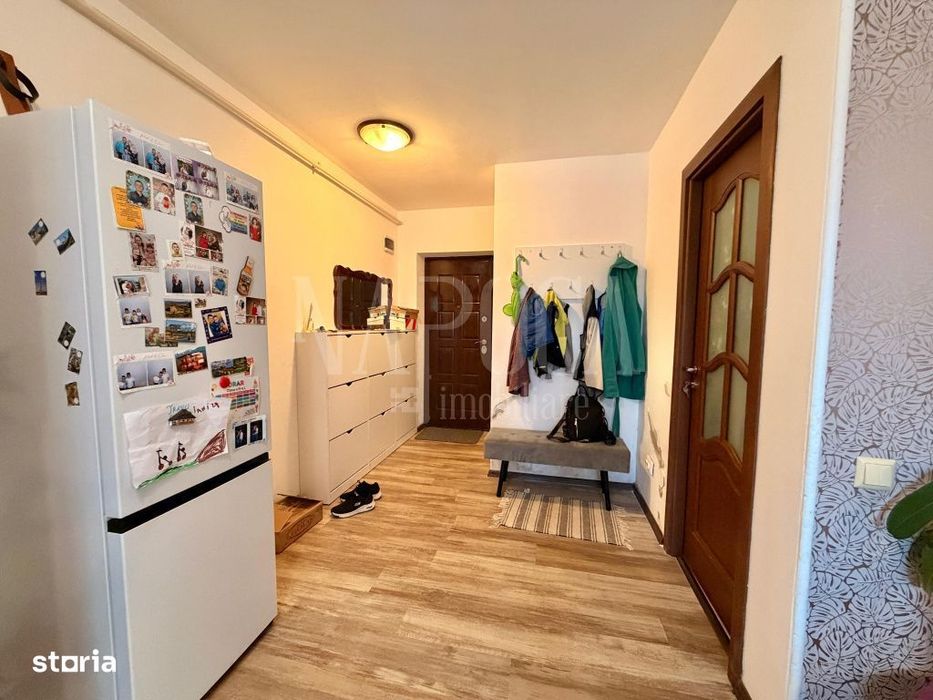 Apartament 3 camere de vanzare in Floresti