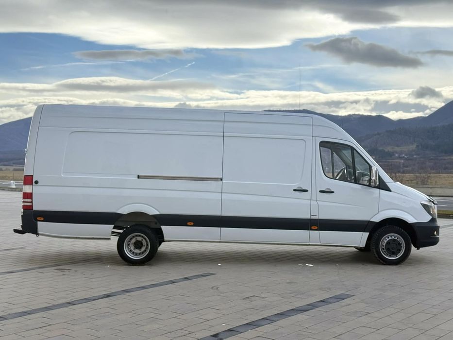 Mercedes sprinter 519 xxl  518 319,318iveco daily