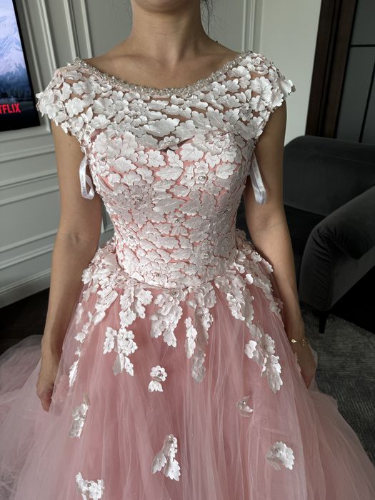 Платье на узату