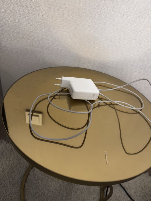 MacBook Air 13 Mid 2011 i5 4GB SSD — Apple