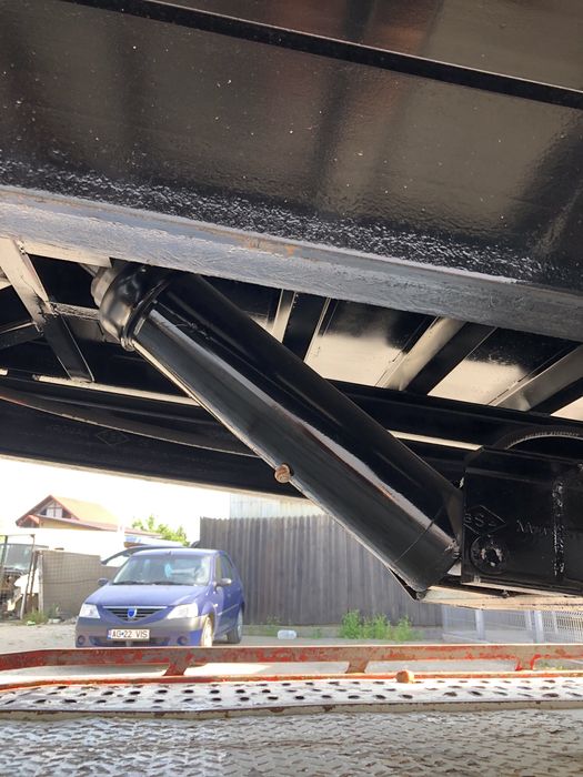 Cilindru basculare remorca agricola