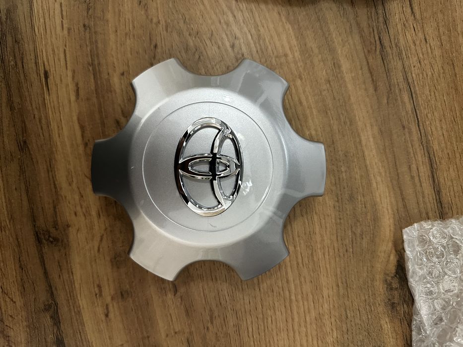 Колпаки на Land Cruiser Prado