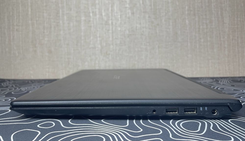 Ноутбук Acer Aspire 3