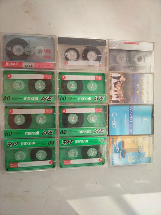 Чисто нови аудиокасети MAXELL UE 60
 MAXELL UE 60