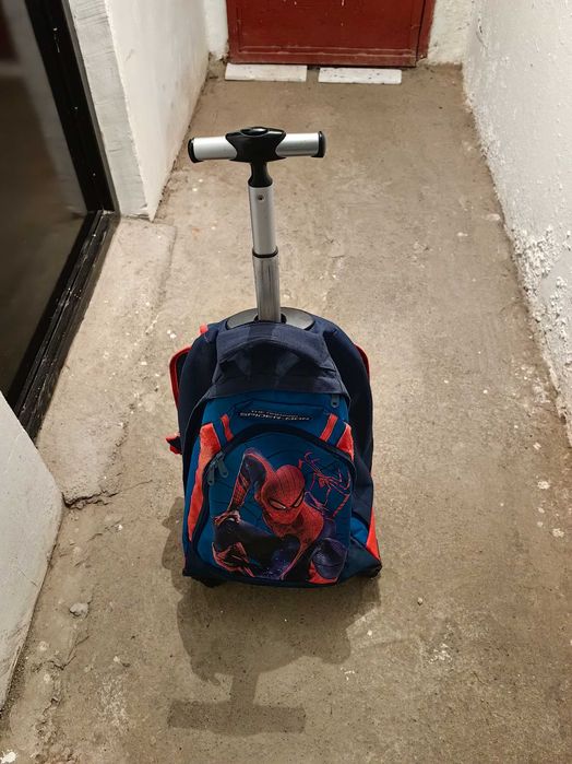 Ghiozdan pe roți - tip troler - Spider-Man, cu mâner telescopic