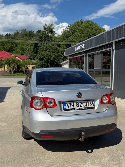 Vând Volkswagen Jetta 1.9 TDI ‼️‼️‼️‼️  Detalii:   *An fabricație 2009  * Motor: 1.9 TDI Diesel * Kilometraj: 309.435 km
