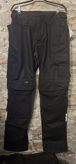 Strauss engelbert, Mascot