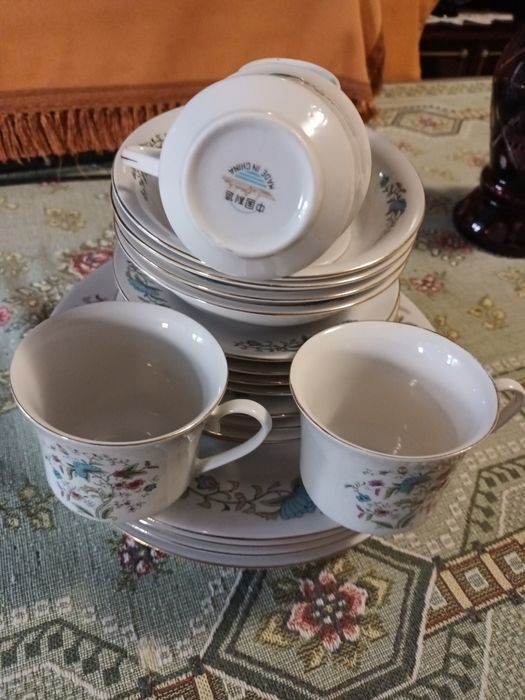 Seturi vase din portelan fin, negociabil!