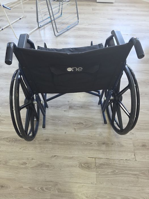 Scaun cu rotile pentru supraponderali (bariatric), pliabil, otel, sezu