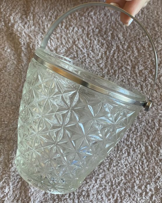 Вазочка с ручкой