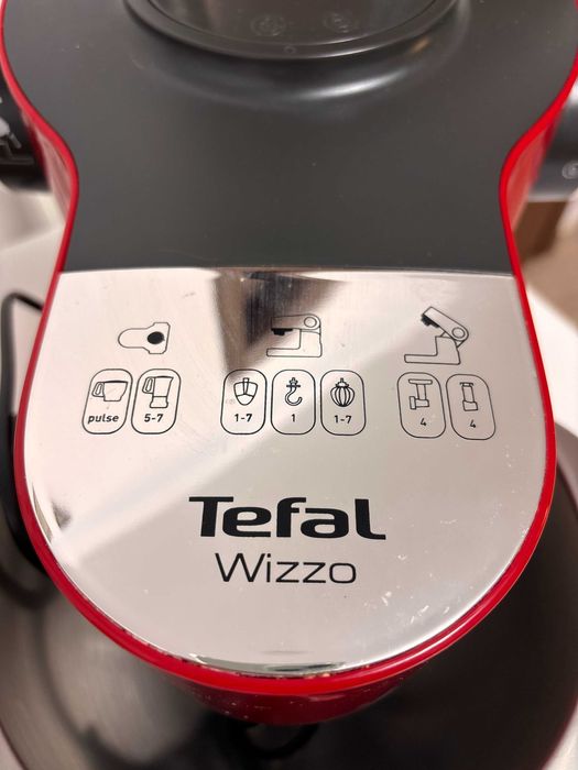Robot de bucatarie Tefal Wizzo cu toate accesoriile