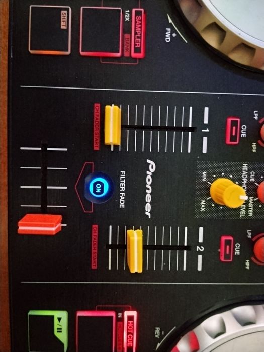 Controllere DDJ SB
