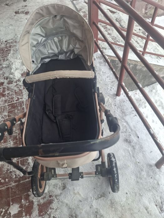 Продам коляска  зимний