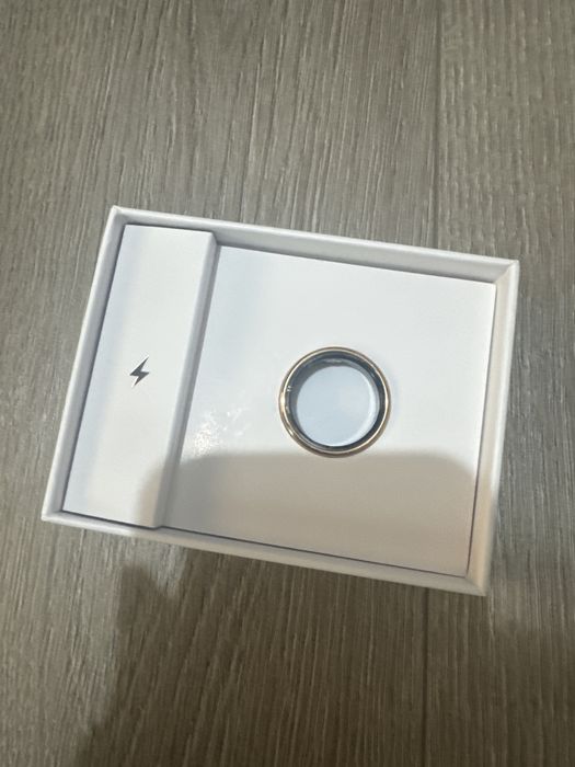 Inel inteligent/smart ring