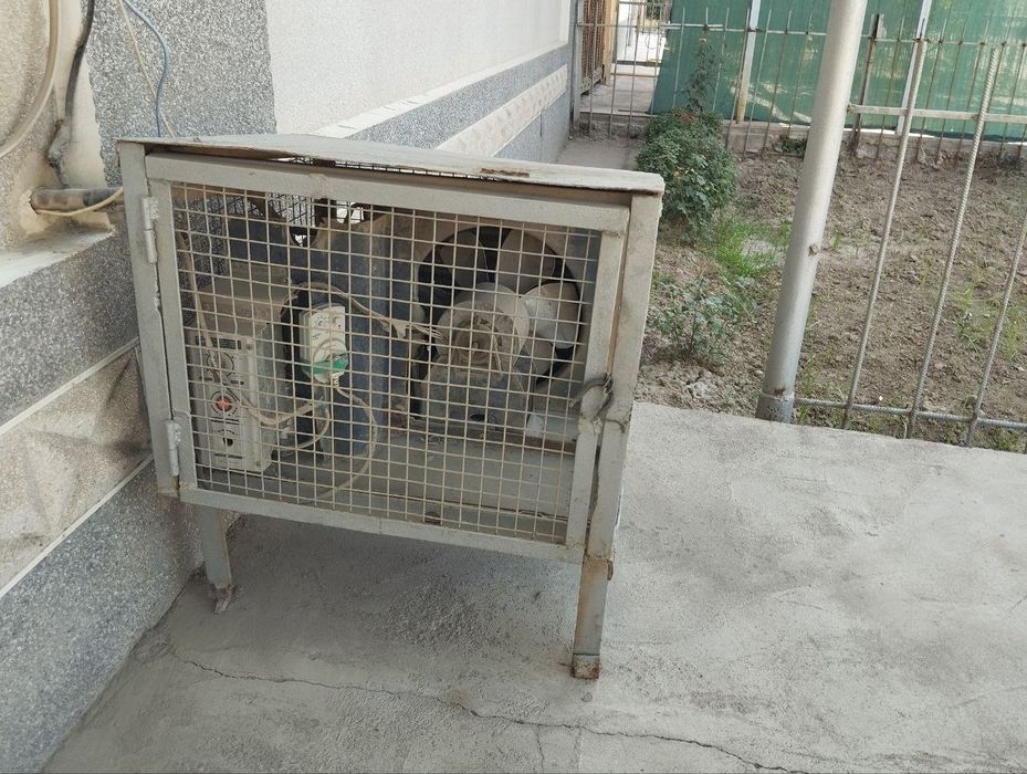 Ветрина холодильник